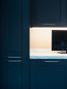 Black Kitchen Cupboards